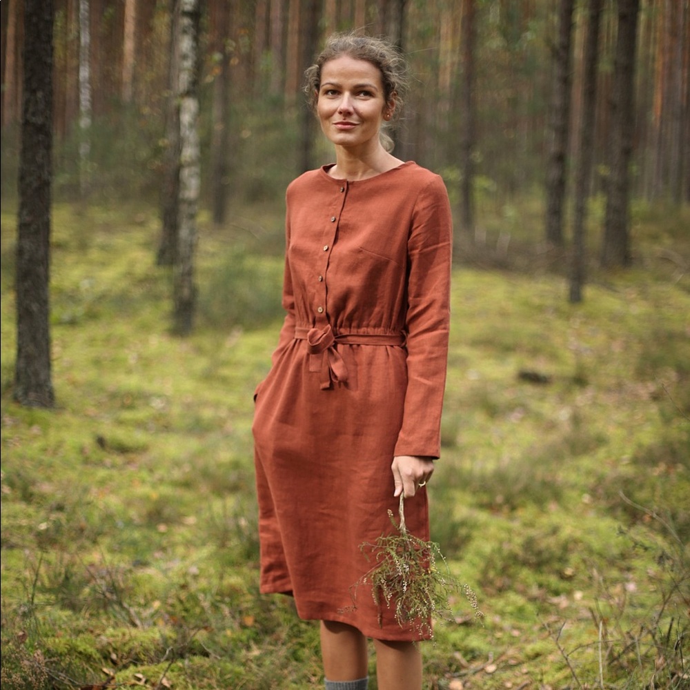 Linen Tight Waist Dress// Medium Blue